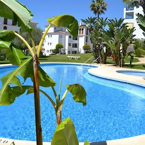  Appartement Luxury Garden - Walking Distance To The Sea